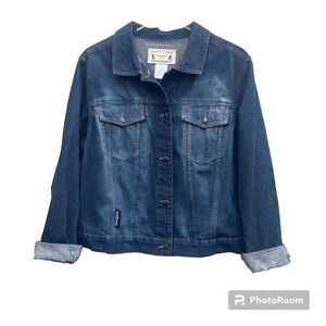 Disneyland Jean Jacket Woman’s size XL